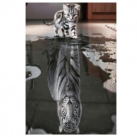 Inverted Cat - Full Round Diamond Painting